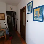 Malomtavi Vendeghaz Lägenhet