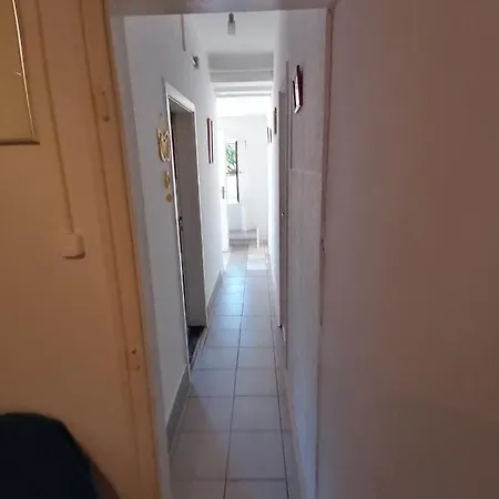 Malomtavi Vendeghaz