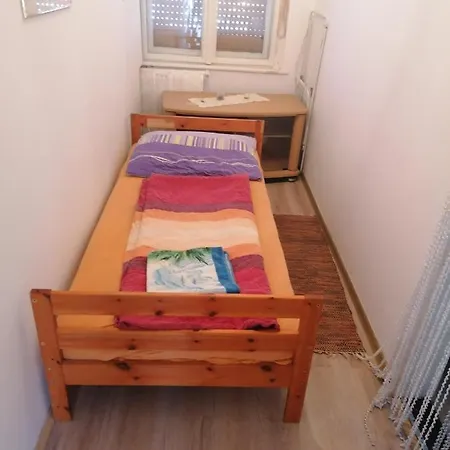 Malomtavi Vendeghaz Apartment Tapolca