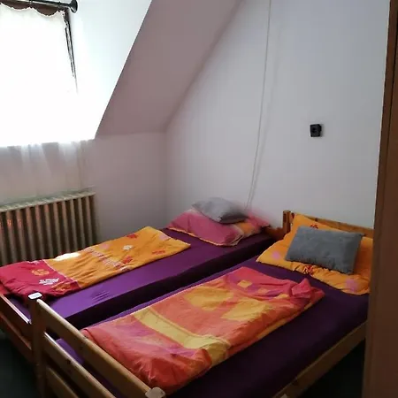 Apartment Malomtavi Vendeghaz *
