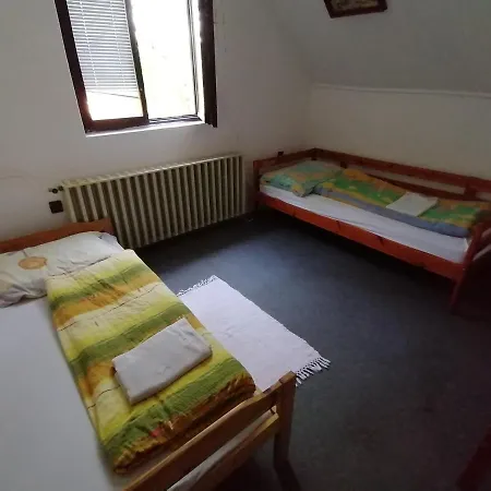 Malomtavi Vendeghaz Apartment Tapolca
