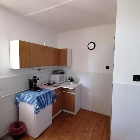 Malomtavi Vendeghaz * Tapolca