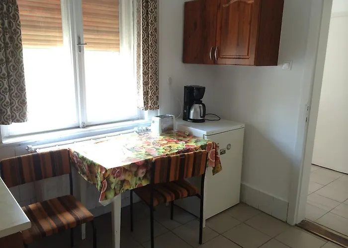 Malomtavi Vendeghaz Apartment Tapolca